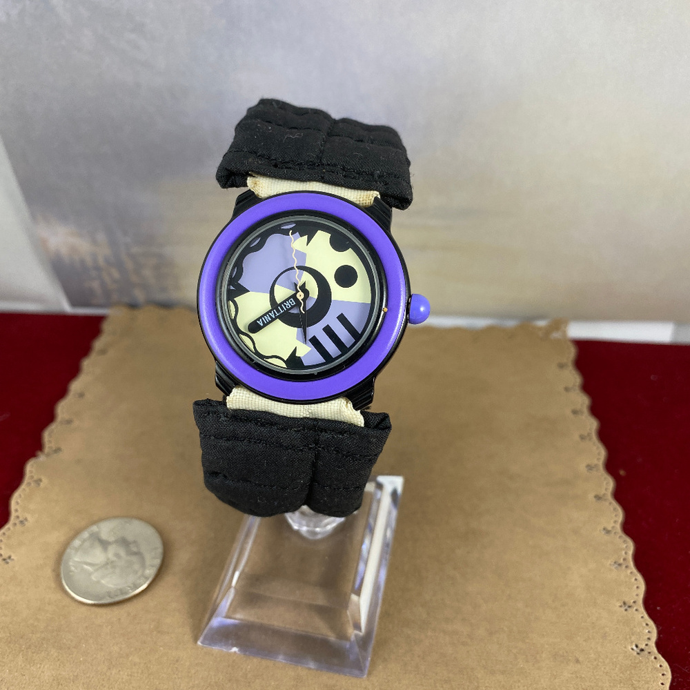 Vintage Brittania Watch Purple Bezel Yellow Black - Picture 3 of 7